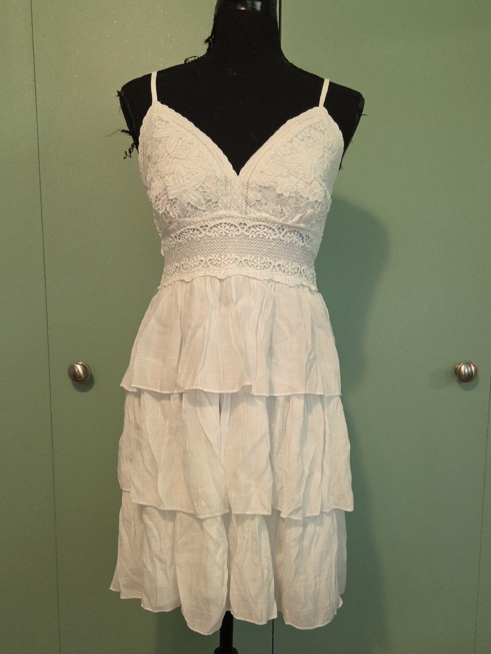 Rebellion White Lace Tiered Sundress  Size Small Spaghetti Strap